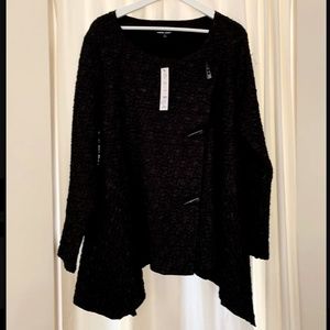 NWT Stunning Samuel Dong Top w Ruched Fabric